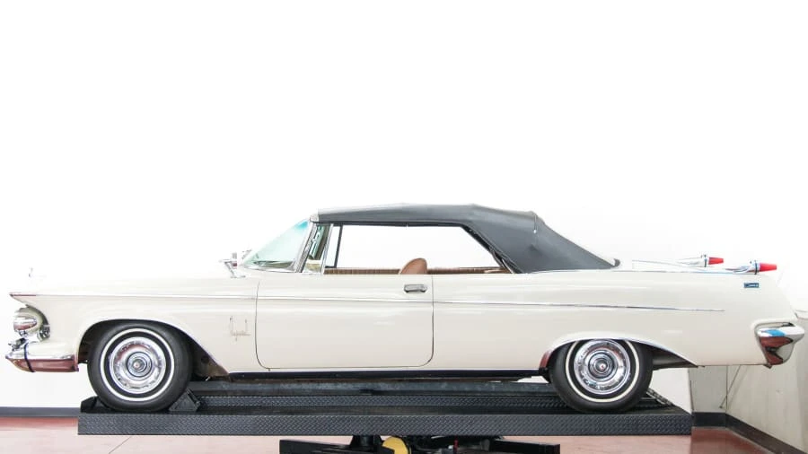 1962 Imperial Crown - Image 2 of 12