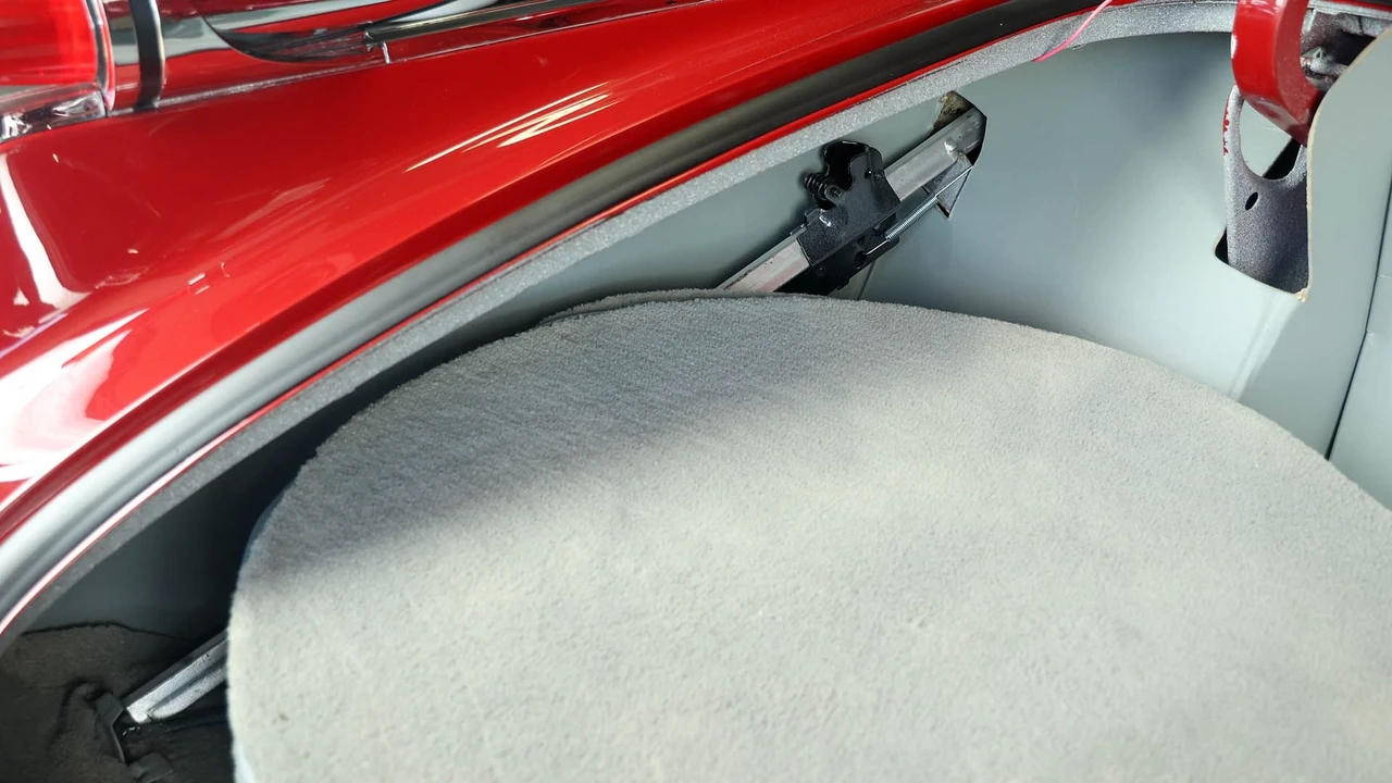 1962 Imperial Crown - Image 4 of 31