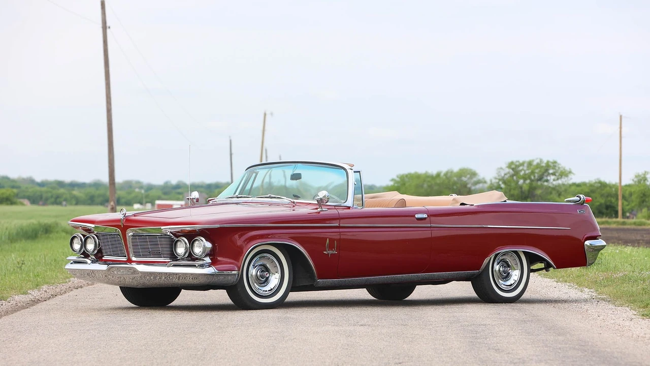 1962 Imperial Crown - Image 3 of 31