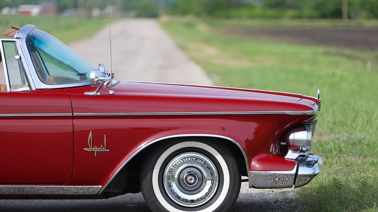 1962 Imperial Crown - Image 18 of 31