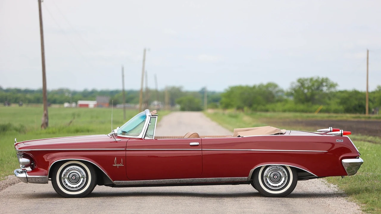 1962 Imperial Crown - Image 10 of 31