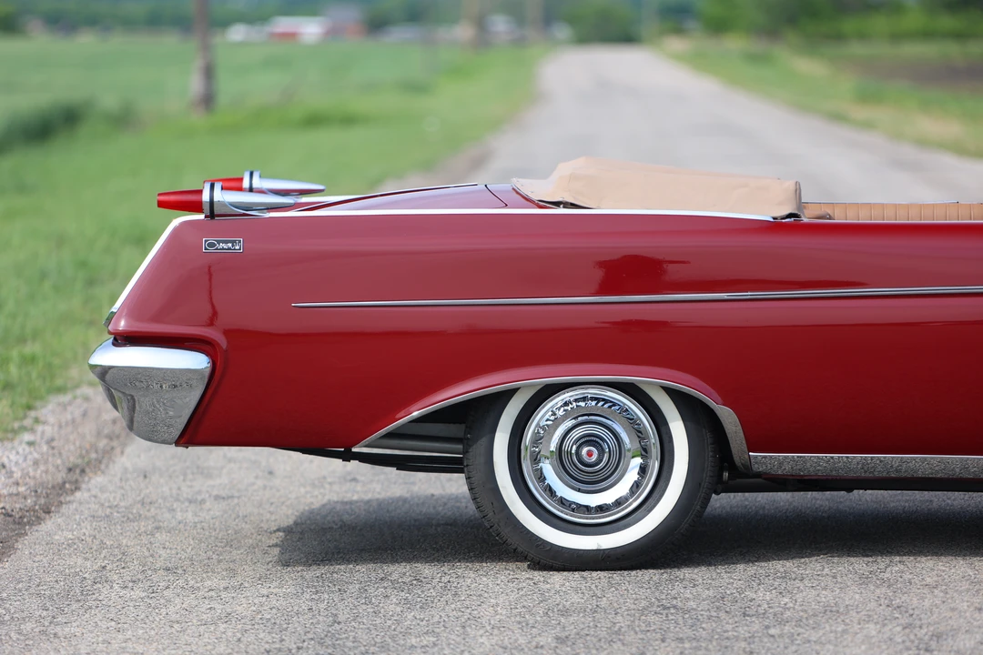 1962 Imperial Crown - Image 13 of 31