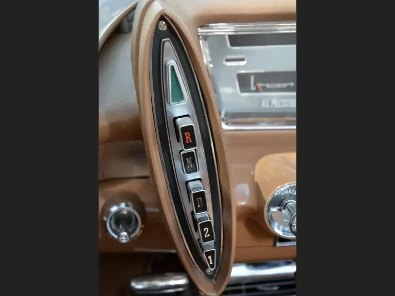 1962 Imperial Crown - Image 10 of 21