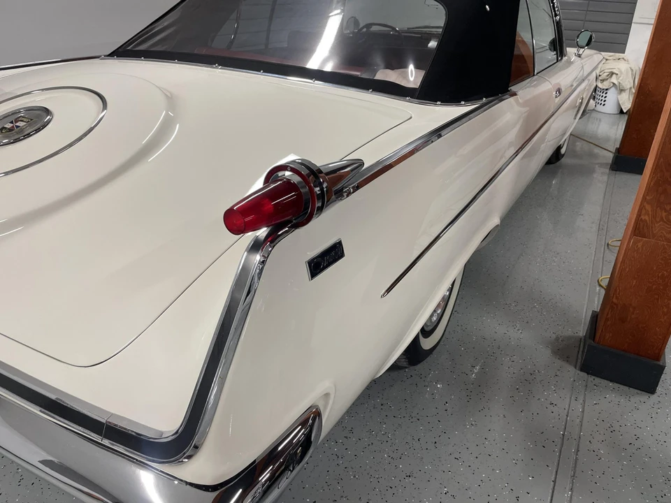 1962 Chrysler Imperial 2nd Gen - Image 23 of 31