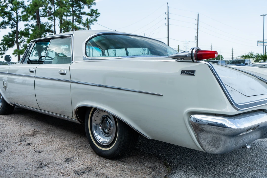 1962 Chrysler Imperial 2nd Gen - Image 28 of 31