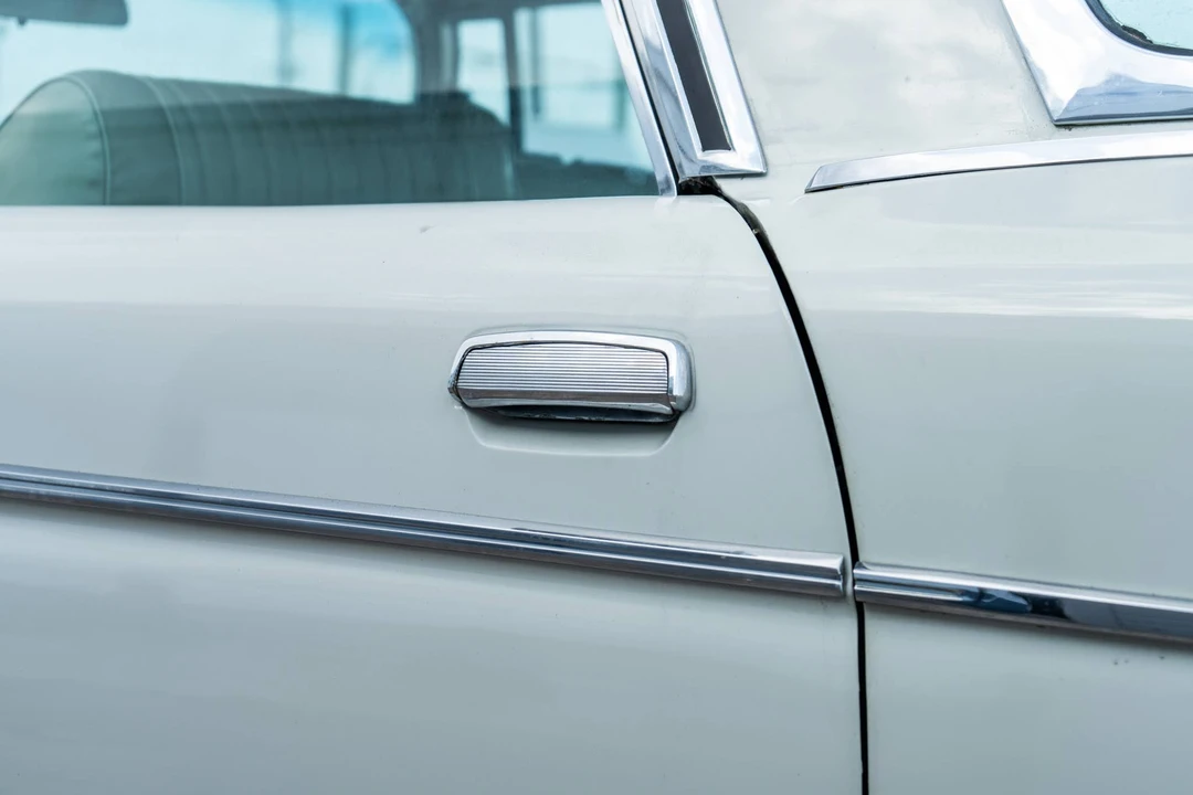 1962 Chrysler Imperial 2nd Gen - Image 27 of 31