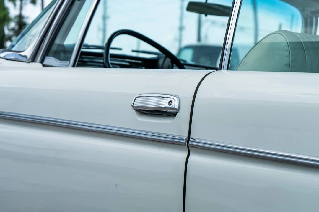 1962 Chrysler Imperial 2nd Gen - Image 25 of 31