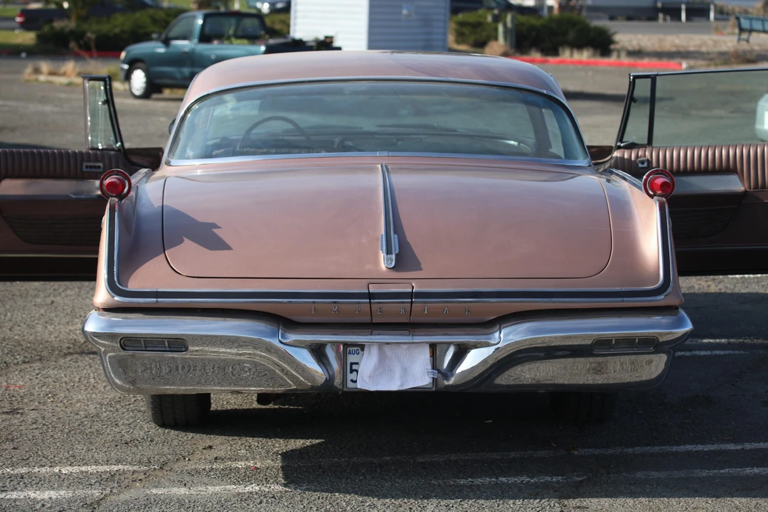 1962 Chrysler Imperial 2nd Gen - Image 10 of 31