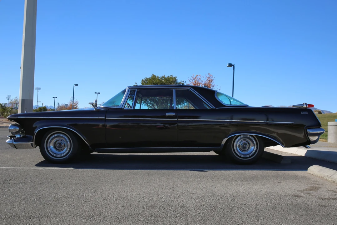 1962 Chrysler Imperial 2nd Gen - Image 16 of 31