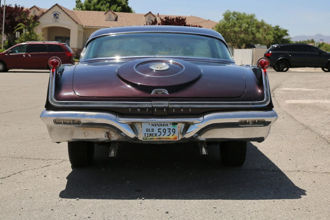 1962 Chrysler Imperial 2nd Gen - Image 21 of 31