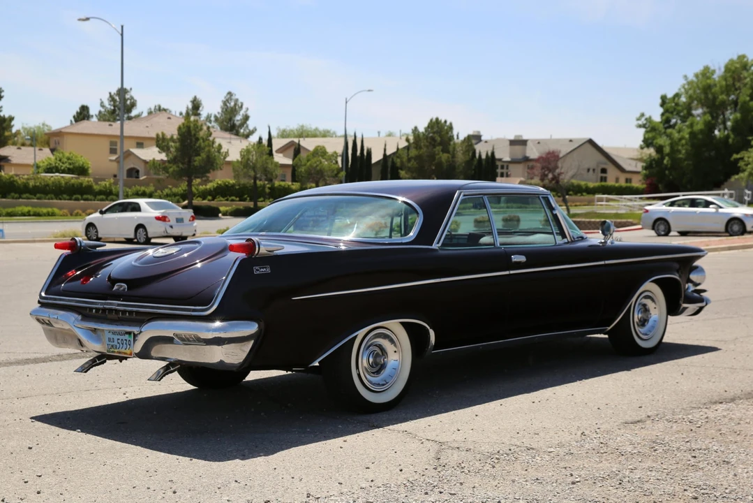 1962 Chrysler Imperial 2nd Gen - Image 25 of 31