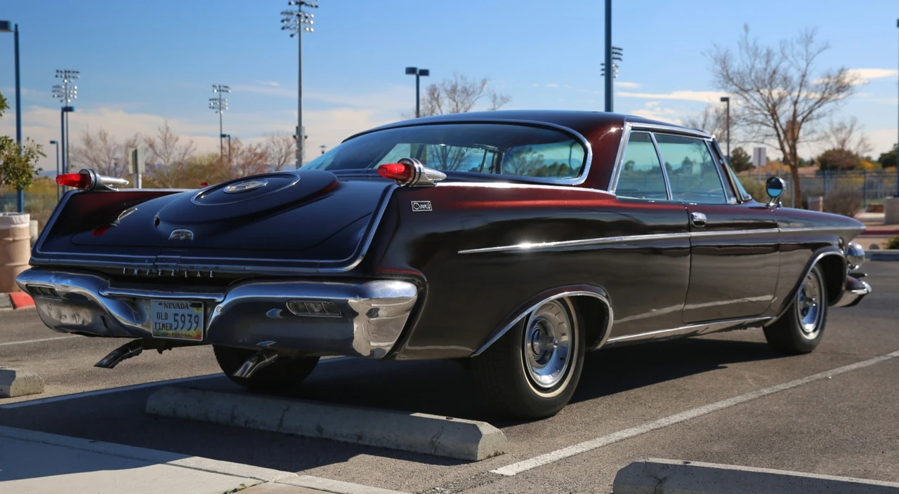 1962 Chrysler Imperial 2nd Gen - Image 7 of 31