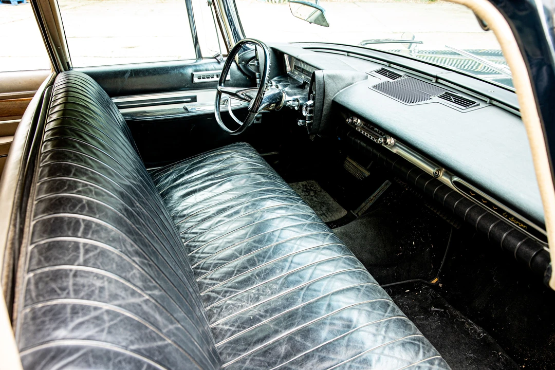 1962 Imperial LeBaron - Image 23 of 31