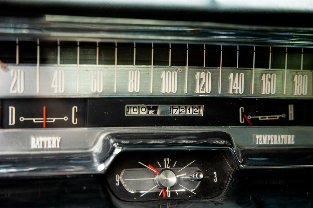 1962 Imperial LeBaron - Image 19 of 31