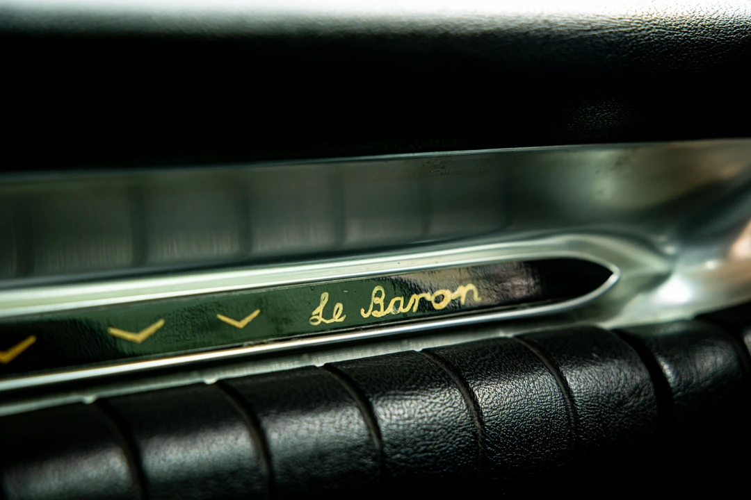 1962 Imperial LeBaron - Image 17 of 31