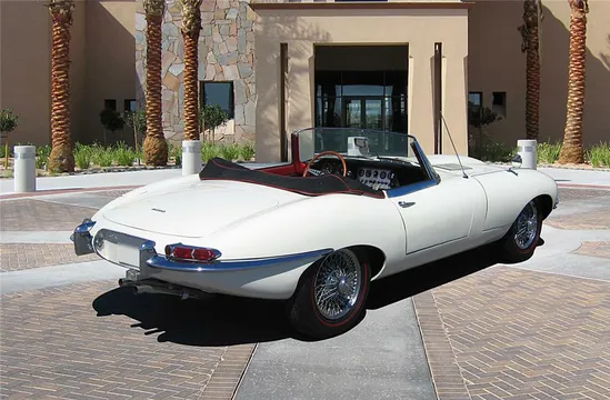 1962 Jaguar E-Type Roadster