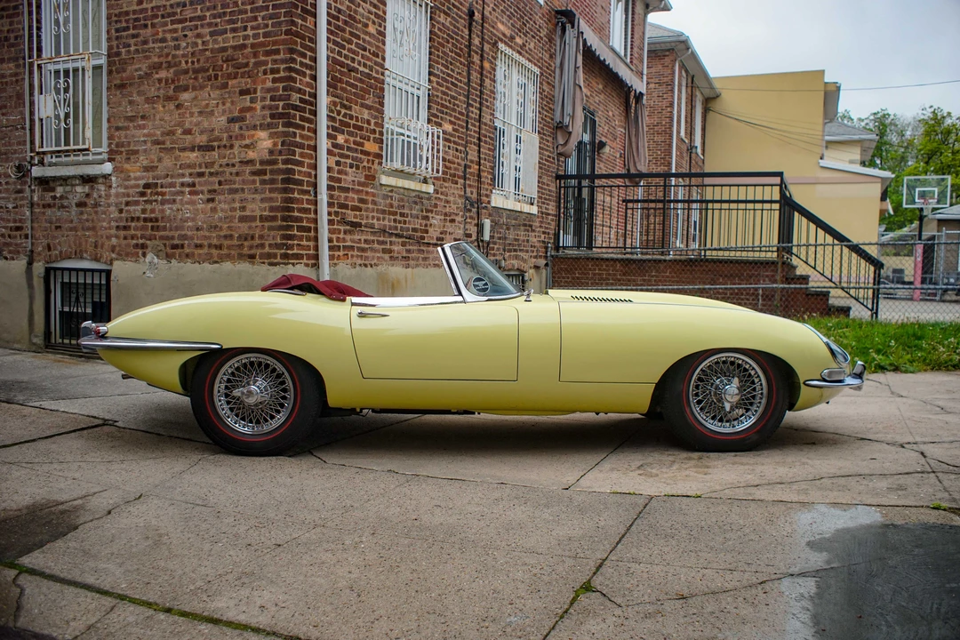 1962 Jaguar E-Type Series 1 - Image 2 of 31