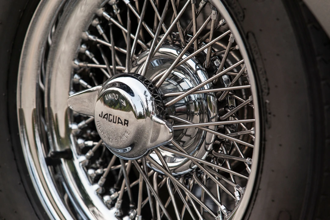 1962 Jaguar E-Type Series 1 - Image 8 of 31
