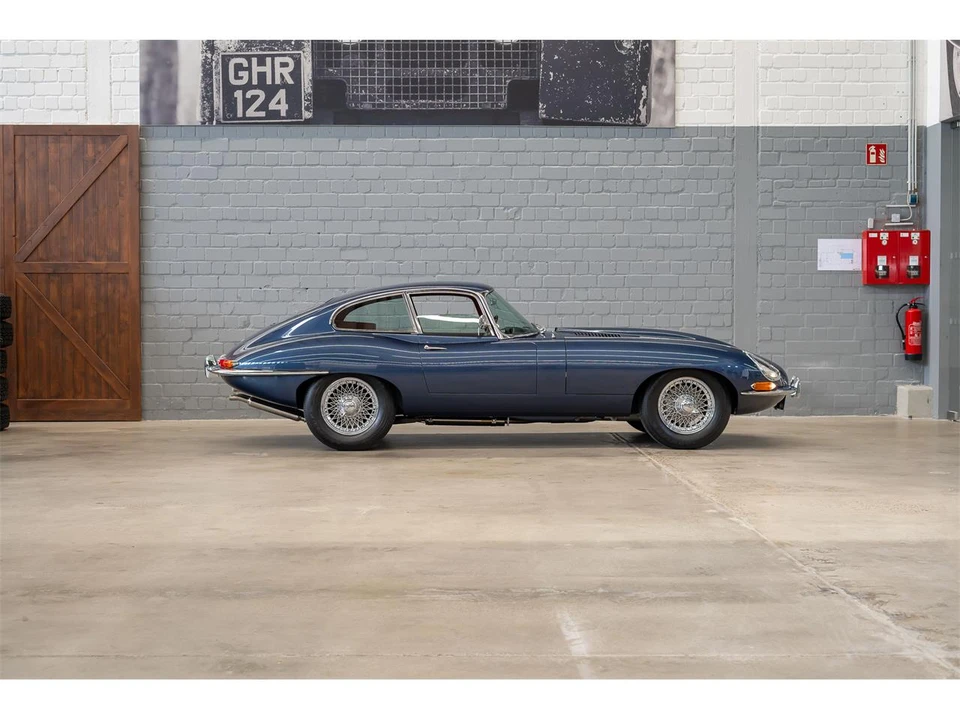 1962 Jaguar E-Type Series 1 - Image 10 of 31
