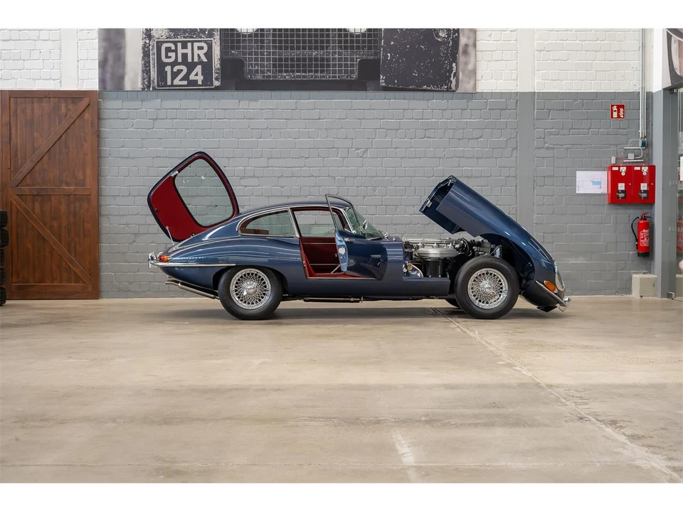 1962 Jaguar E-Type Series 1 - Image 12 of 31
