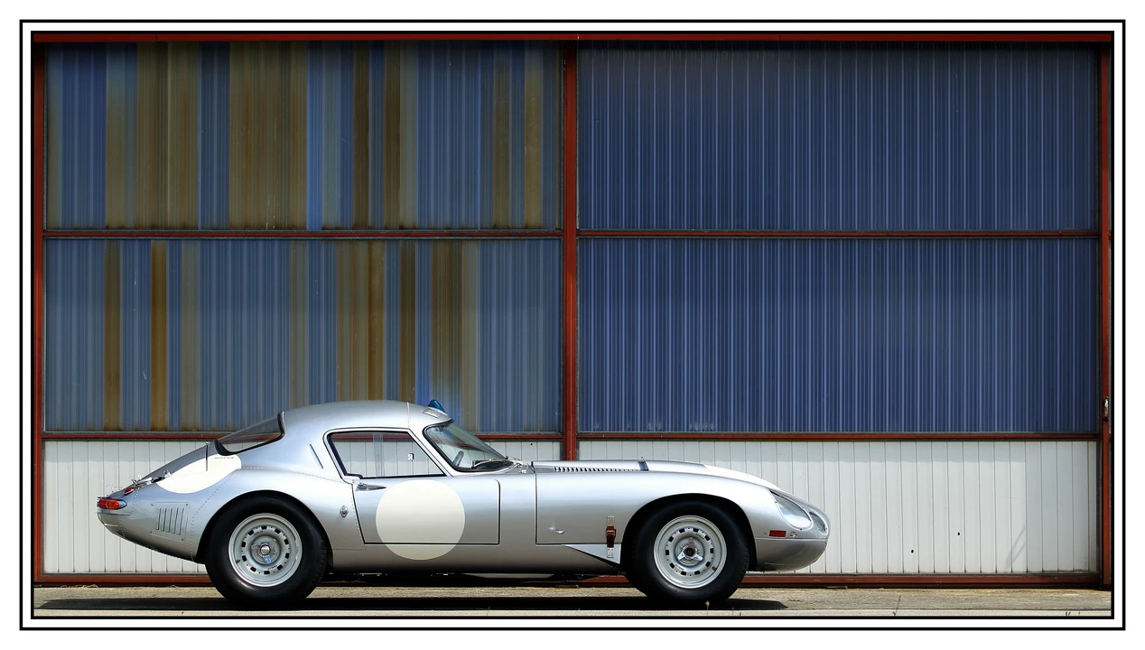 1962 Jaguar E-Type Series 1 - Image 16 of 17