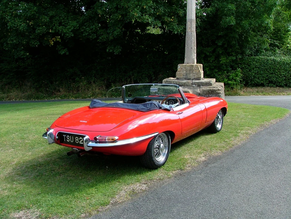 1962 Jaguar E-Type Series 1 - Image 3 of 5