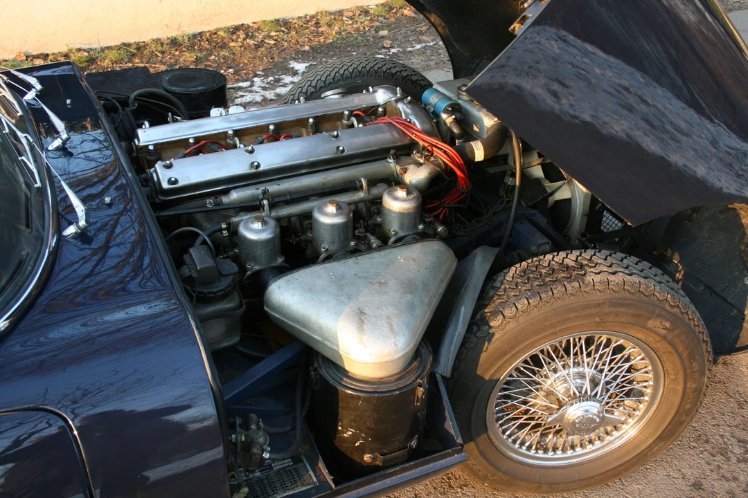 1962 Jaguar E-Type Series 1 - Image 3 of 9