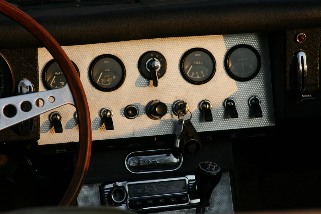 1962 Jaguar E-Type Series 1 - Image 5 of 9