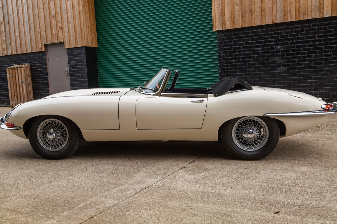 1962 Jaguar E-Type Series 1 - Image 10 of 30