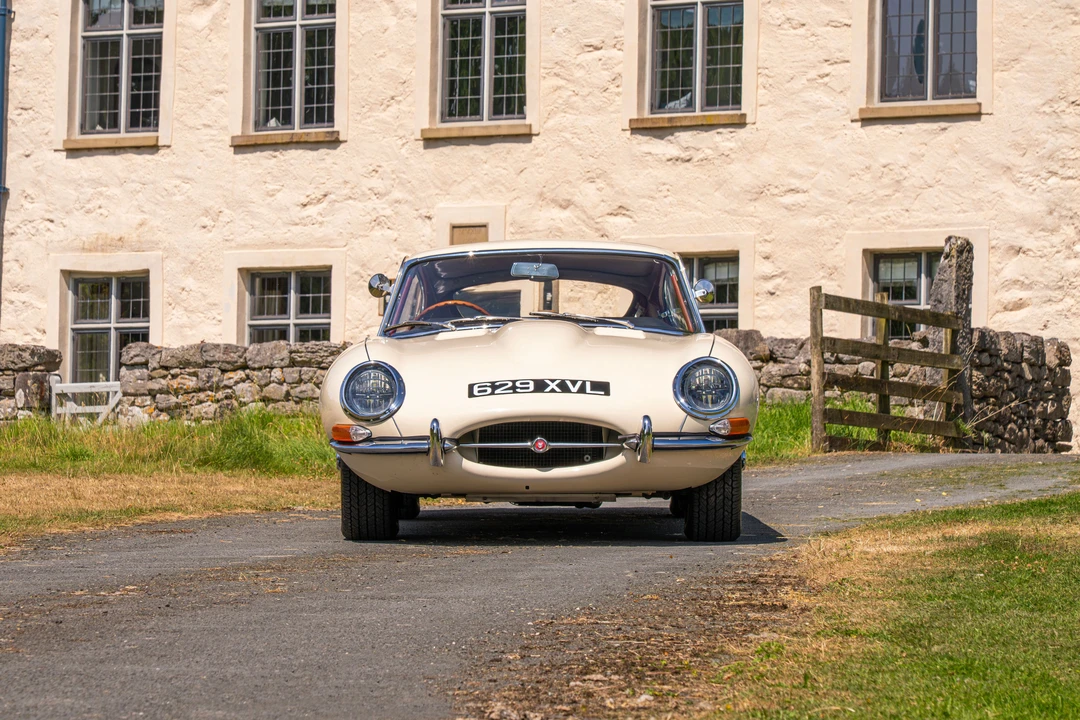 1962 Jaguar E-Type Series 1 - Image 16 of 18