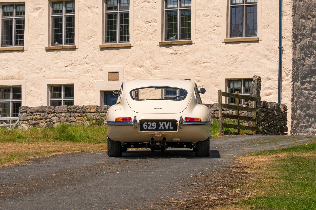 1962 Jaguar E-Type Series 1 - Image 8 of 18