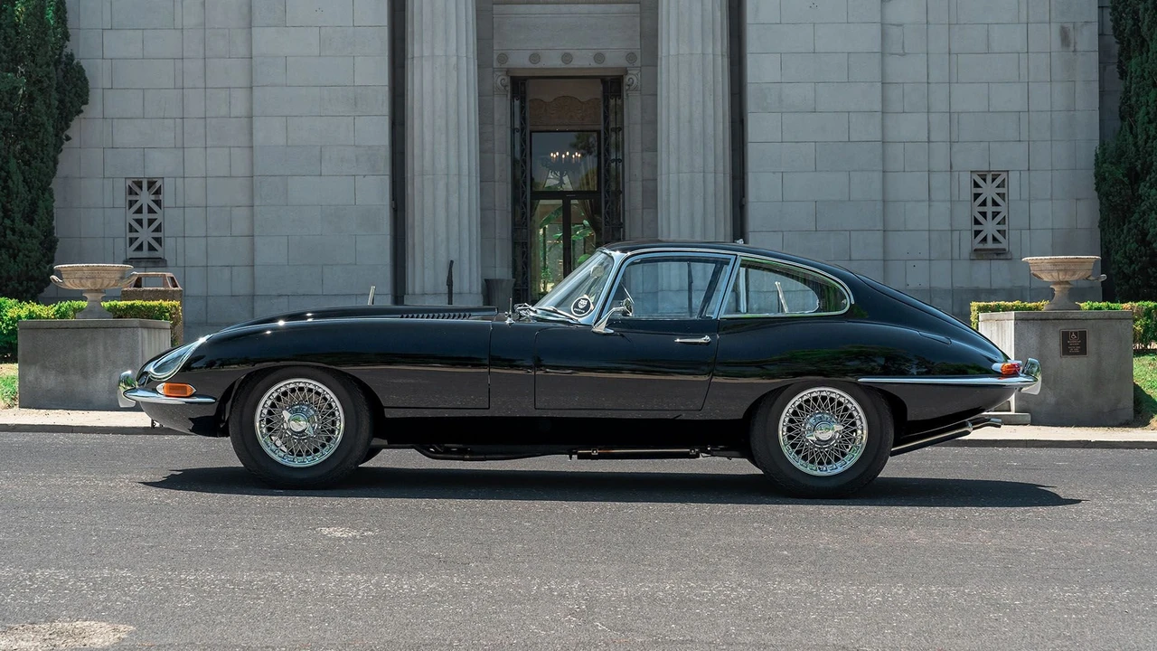 1962 Jaguar E-Type Series 1 - Image 18 of 31