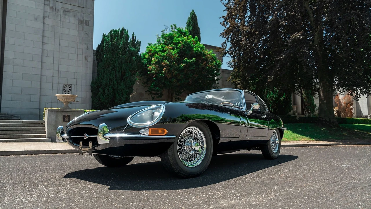 1962 Jaguar E-Type Series 1 - Image 9 of 31