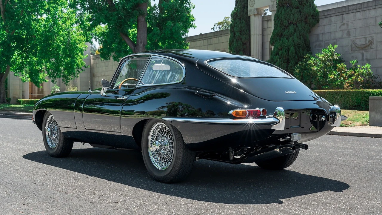 1962 Jaguar E-Type Series 1 - Image 21 of 31