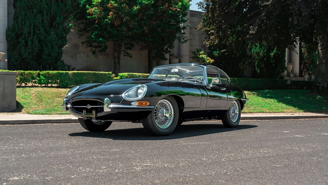 1962 Jaguar E-Type Series 1 - Image 12 of 31