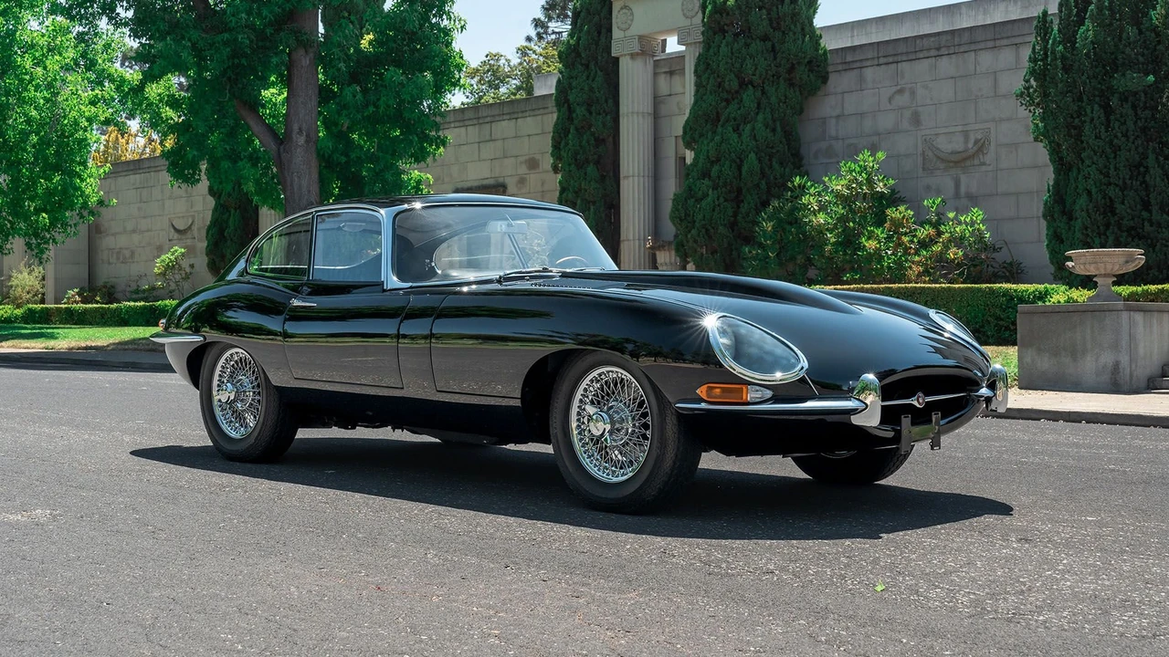 1962 Jaguar E-Type Series 1 - Image 15 of 31