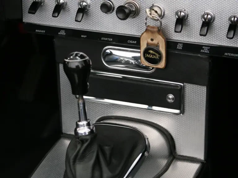1962 Jaguar E-Type Series 1 - Image 8 of 12