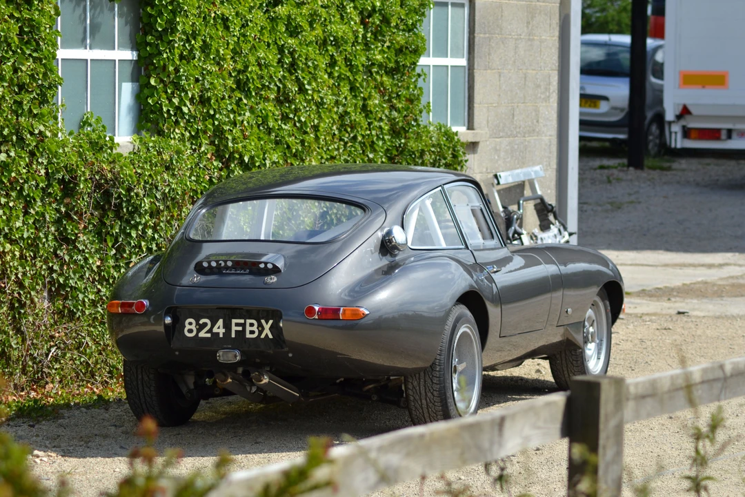 1962 Jaguar E-Type Series 1 - Image 8 of 8