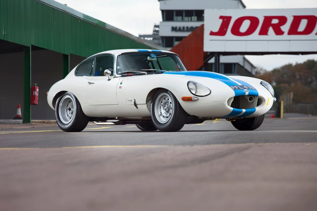 1962 Jaguar E-Type Series 1 - Image 25 of 28