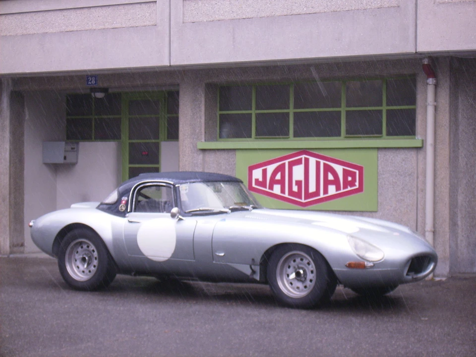 1962 Jaguar E-Type Series 1 - Image 6 of 15