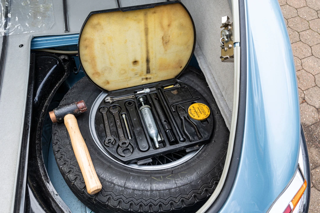 1962 Jaguar E-Type Series 1 - Image 18 of 29