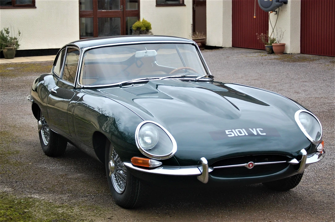 1962 Jaguar E-Type Series 1 - Image 6 of 13