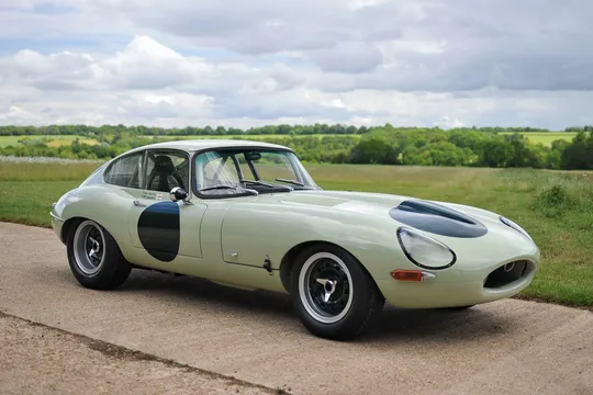 1962 Jaguar E-Type Series 1 3.8-Litre FHC