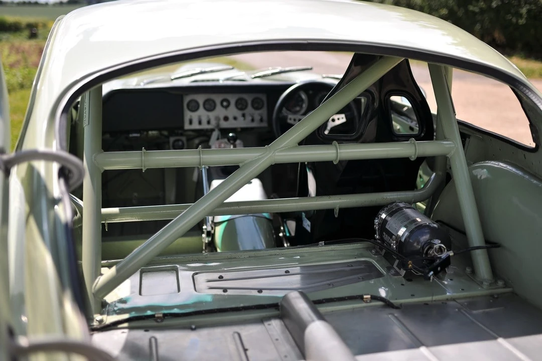 1962 Jaguar E-Type Series 1 - Image 28 of 30