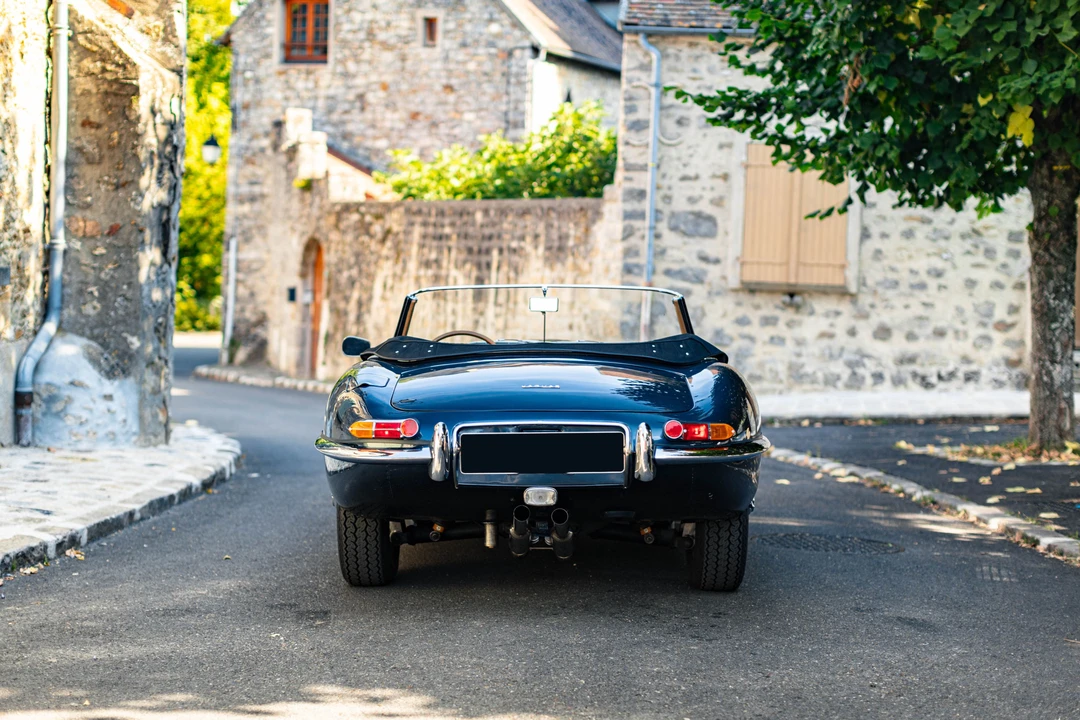 1962 Jaguar E-Type Series 1 - Image 9 of 31