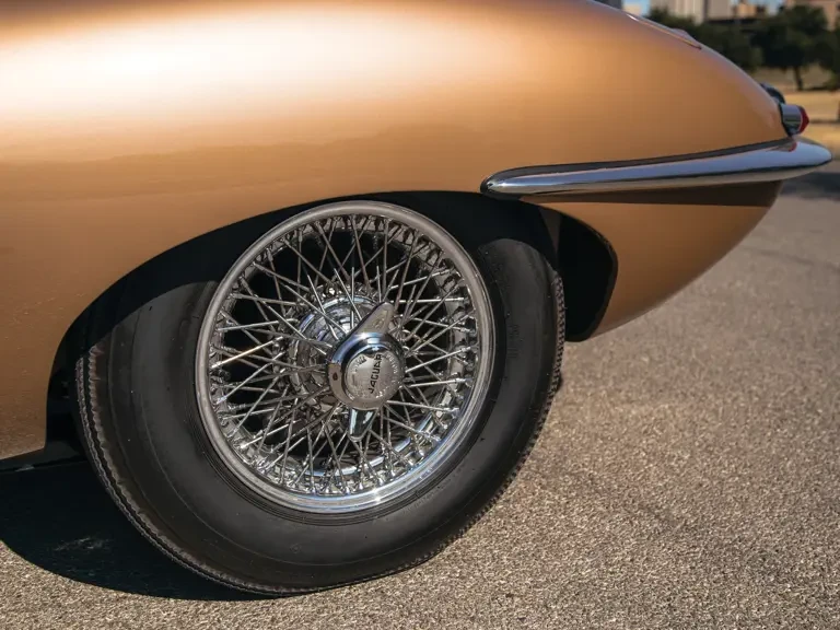 1962 Jaguar E-Type Series 1 - Image 9 of 25