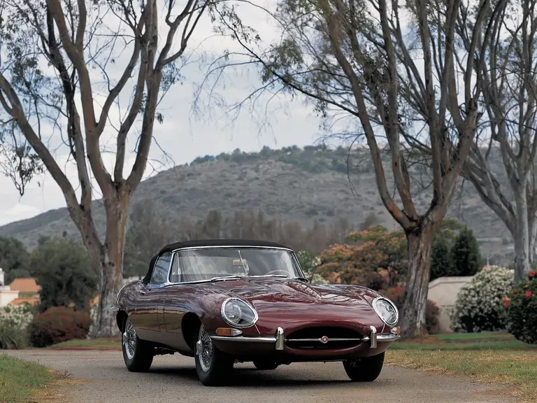 1962 Jaguar E-Type Series 1 - Image 2 of 2