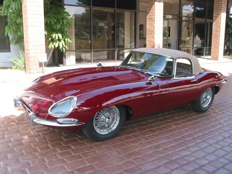 1962 Jaguar E-Type Series 1 - Image 2 of 2