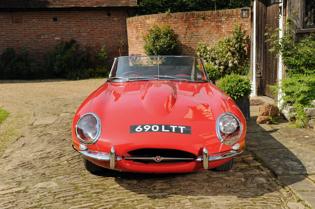 1962 Jaguar E-Type Series 1 - Image 10 of 16