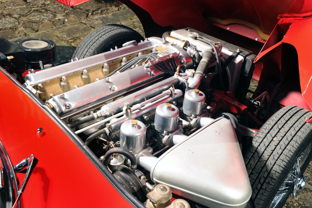 1962 Jaguar E-Type Series 1 - Image 16 of 16